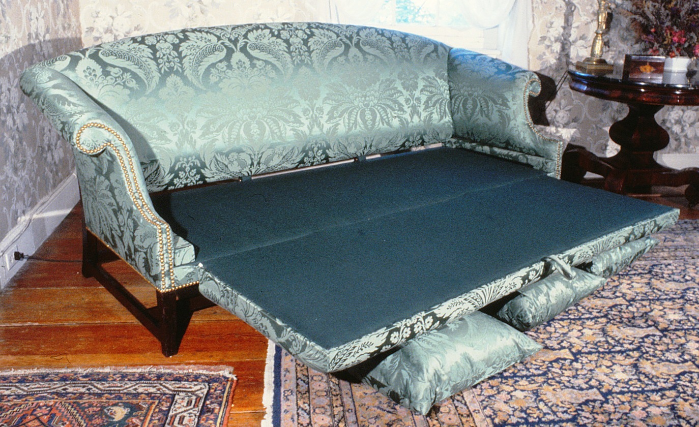 sofa open